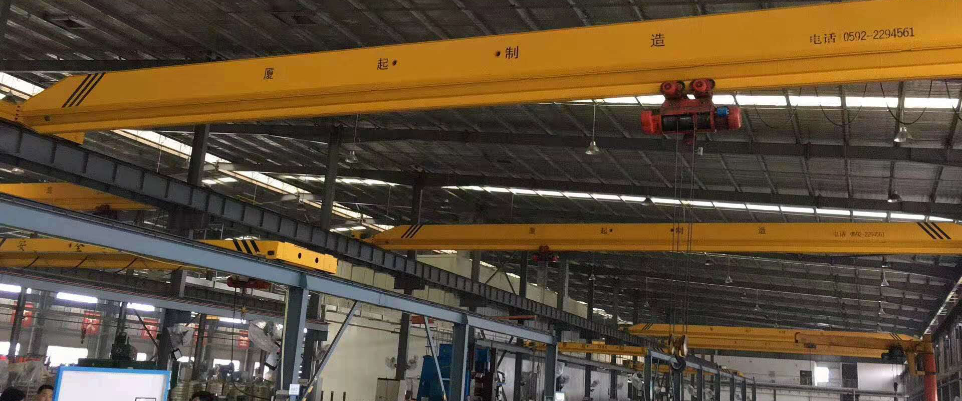 福建電動葫蘆,福建龍門吊,廈門起重機,漳州起重機，福建起重機，廈門廈起重工有限公司